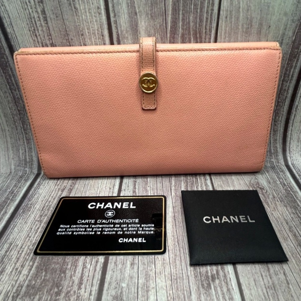 CHANEL Ballet Pink Leather Long Bifold Wallet - Picture 2 of 16